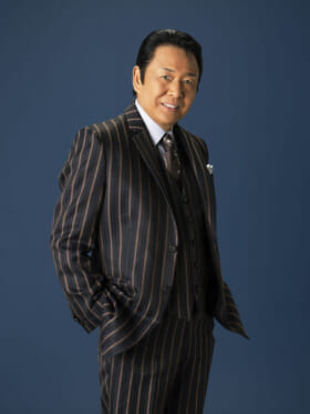 山本 譲二